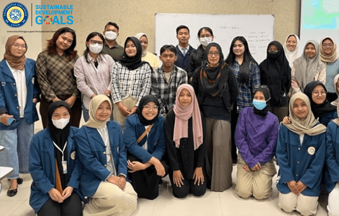 Pelatihan dan Tes ELPT oleh ENC BEM FKp Universitas Airlangga: Meningkatkan Keterampilan Bahasa Inggris Siswa/Siswi, Mahasiswa, Umum