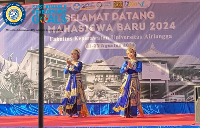 Penampilan Luar Biasa! Tim UKF Seni FKp Unair Kembali Unjuk Gigi di National Nursing Conference dan Ospek Kampus